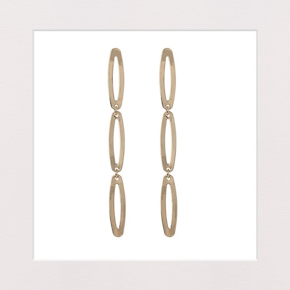 🔴 3 for $25 | Gold Tone Link Drop Earrings - Picture 1 of 3